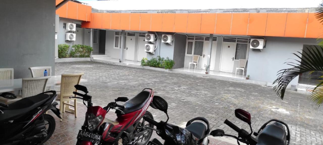 Ratu Guesthouse Sleman  Extérieur photo